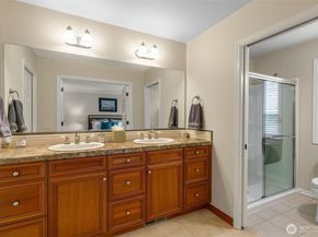 8507 Bowdoin Way 1, Edmonds WA 98026