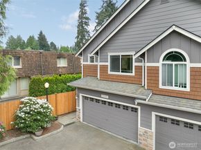 2502 204th Place SW B1, Lynnwood WA 98036