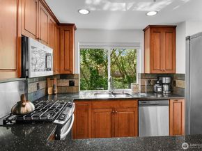 14714 53rd Avenue W 104, Edmonds WA 98026
