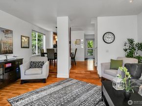 14714 53rd Avenue W 104, Edmonds WA 98026