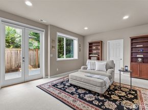 2759 NW Pine Cone Place, Issaquah WA 98027