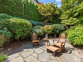 2759 NW Pine Cone Place, Issaquah WA 98027