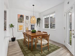 13000 Admiralty Way D103, Everett WA 98204