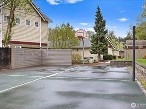 13000 Admiralty Way D103, Everett WA 98204