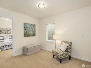 12316 NE 86th Way 6, Kirkland WA 98033