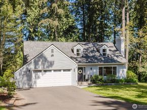4482 NW Cascade Street, Silverdale WA 98383
