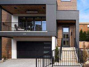 138 8th Court, Kirkland WA 98033