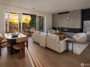 138 8th Court, Kirkland WA 98033