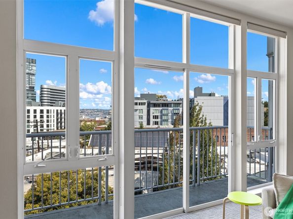 303 E Pike ST 602, Seattle WA 98122