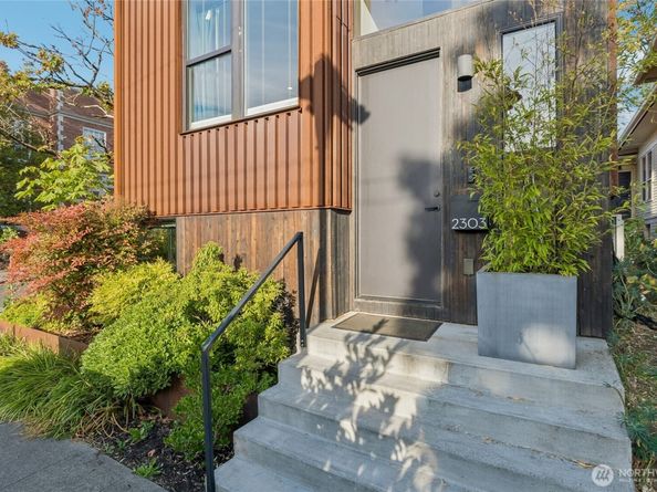 2303 E Alder Street, Seattle WA 98122
