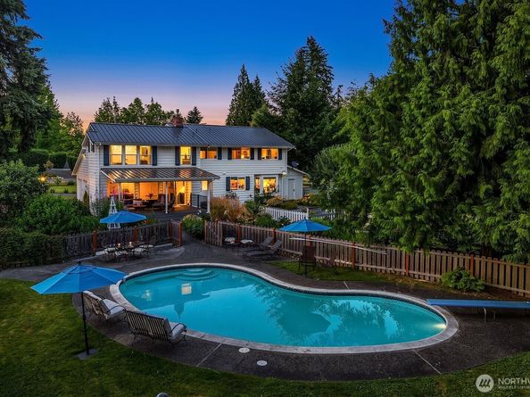 16207 NE 165th Street, Woodinville WA 98072