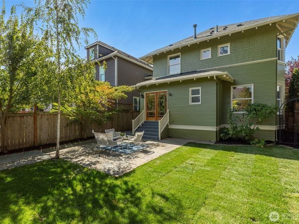 338 29th Avenue, Seattle WA 98122