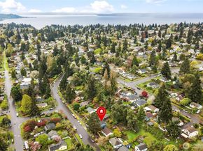 9911 31St Avenue SW, Seattle WA 98126