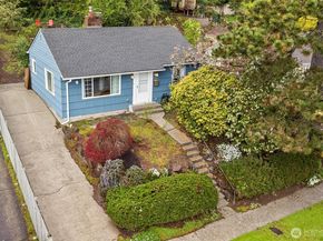 9911 31St Avenue SW, Seattle WA 98126