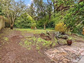 9911 31St Avenue SW, Seattle WA 98126
