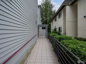 3435 California Avenue SW 303, Seattle WA 98116