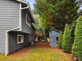 5839 NE 197th Street, Kenmore WA 98028