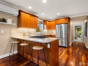 6235 31st Avenue NE, Seattle WA 98115