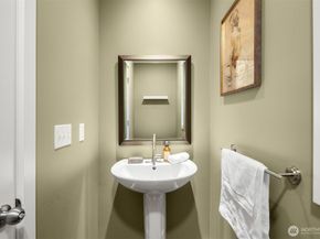 6235 31st Avenue NE, Seattle WA 98115