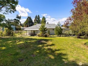 3518 Petersville Road NE, Bremerton WA 98310