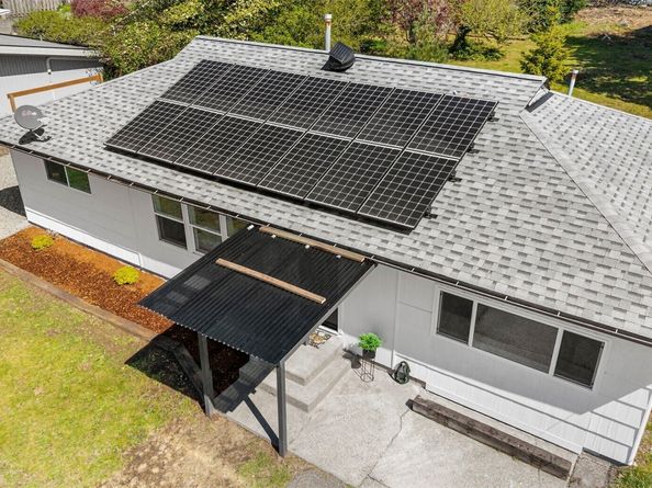 3518 Petersville Road NE, Bremerton WA 98310
