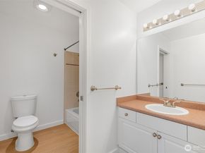 2415 2nd Avenue 750, Seattle WA 98121