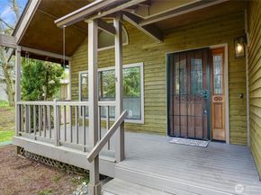 1505 N Lk Stickney Drive, Lynnwood WA 98087