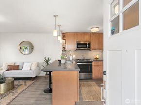 3710 SW 106th Street, Seattle WA 98146
