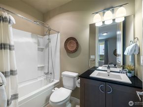 9725 10th Place SW, Seattle WA 98106