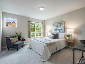 9725 10th Place SW, Seattle WA 98106