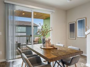 9725 10th Place SW, Seattle WA 98106