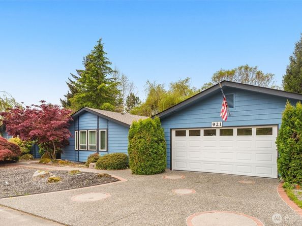 921 241st Place SW, Bothell WA 98021