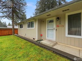 14106 Cascadian Way, Everett WA 98208
