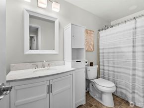 14106 Cascadian Way, Everett WA 98208