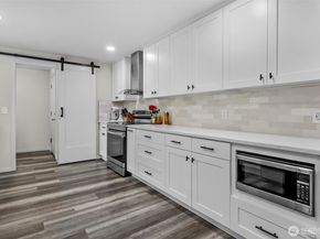 14106 Cascadian Way, Everett WA 98208