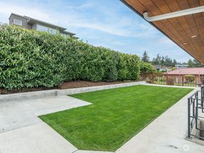 2425 NW Blue Ridge Drive, Seattle WA 98177