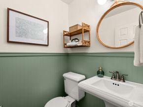 3835 25th Avenue W, Seattle WA 98199
