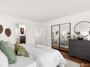 3835 25th Avenue W, Seattle WA 98199