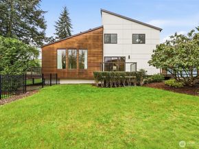 12311 87th Court NE, Kirkland WA 98034
