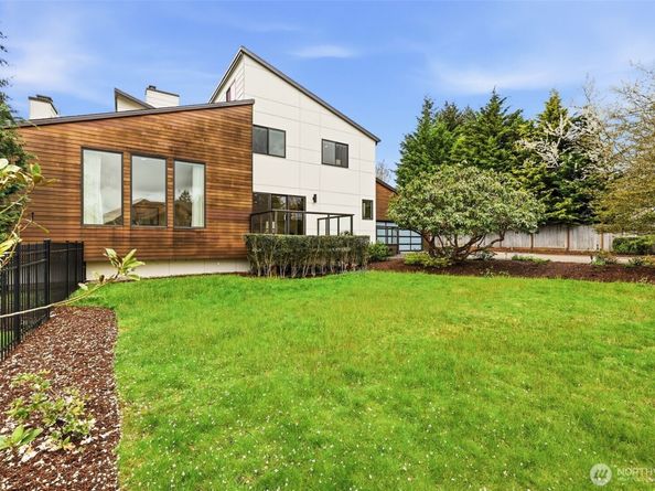 12311 87th Court NE, Kirkland WA 98034