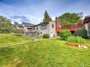 1408 Winfield Avenue, Bremerton WA 98310