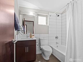 3038 61st Avenue SW, Seattle WA 98116