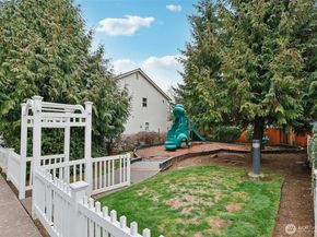 21303 41st Court W, Mountlake Terrace WA 98043