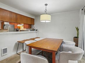 24931 109th Place SE 48B, Kent WA 98030