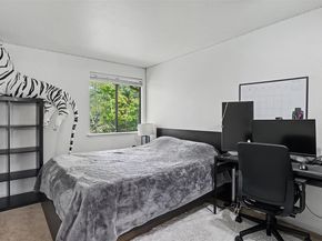 24931 109th Place SE 48B, Kent WA 98030