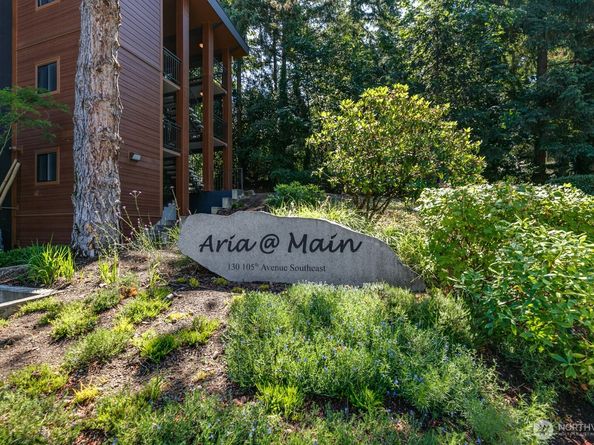 130 105th Avenue SE C316, Bellevue WA 98004