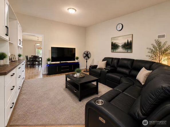 12503 SE 259th Place, Kent WA 98030