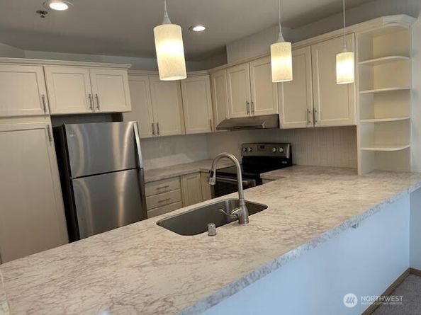 1684 152nd Avenue NE W307, Bellevue WA 98007