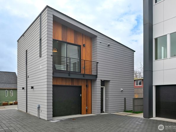 4217 S Findlay Street, Seattle WA 98118