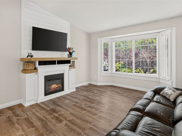1526 49th Place SW, Everett WA 98203